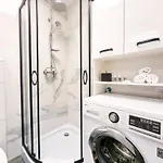 Shelter Parking 8 Minut Od Alei Apartment