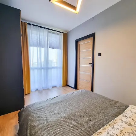 Appartement Apartament Shelter, 8 Minut Od Alei, Parking Częstochowa