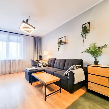 Appartement Apartament Shelter, 8 Minut Od Alei, Parking Częstochowa