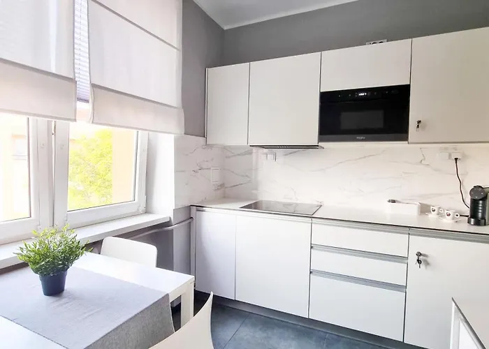 Shelter Parking 8 Minut Od Alei Apartment *